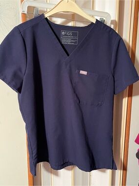 Figs Technical Collection V-Neck Scrub Top in Navy